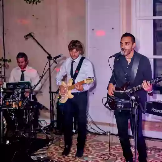 Partenaires - IDévènements - Évènementiel - Solution pour tous les évènements - Location de matériels - DJ Mariage
