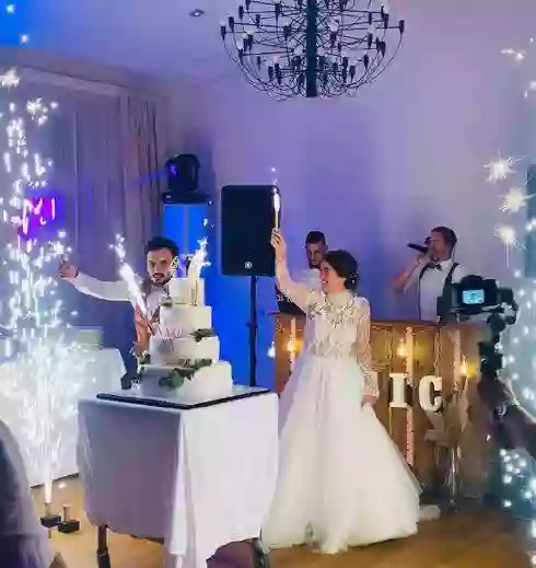 Soirée Privée - IDévènements - Évènementiel - Solution pour tous les évènements - Location de matériels - DJ mariage Marseille